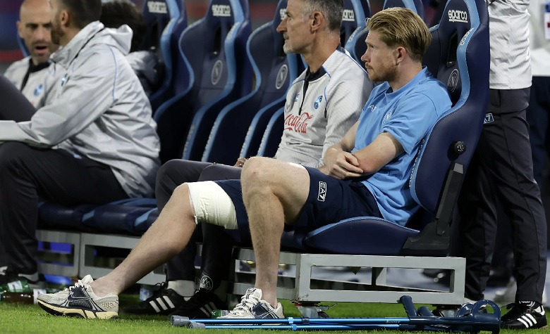 De Bruyne chấn thương nặng, nghỉ thi đấu đến năm 2026 - Ảnh 2 De Bruyne chấn thương nặng, nghỉ thi đấu đến năm 2026 - Ảnh 2