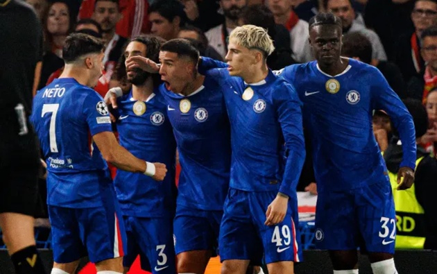 Chelsea được đánh giá cao hơn Ajax ở nhiều mặt