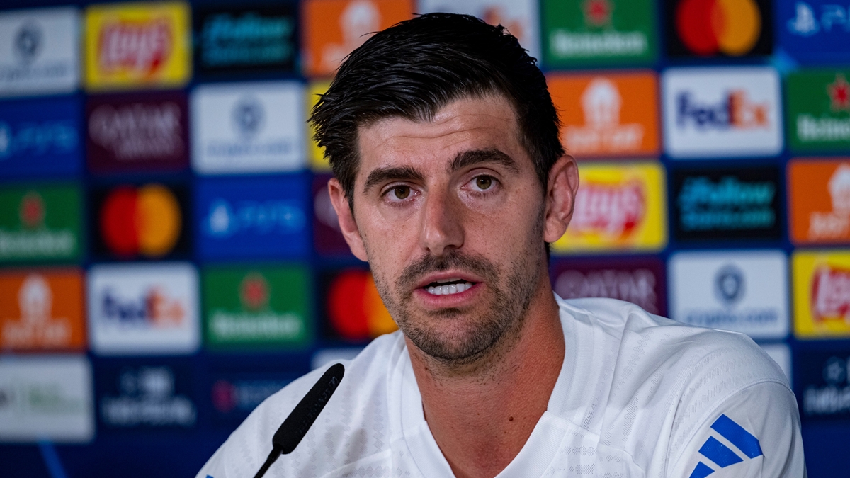 Thibaut Courtois phản đối kế hoạch tổ chức trận đấu La Liga tại Mỹ