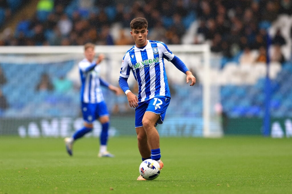 Harry Amass thi đấu cho Sheffield Wednesday