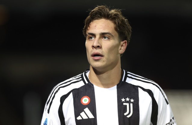 Yidiz muốn ở lại Juve