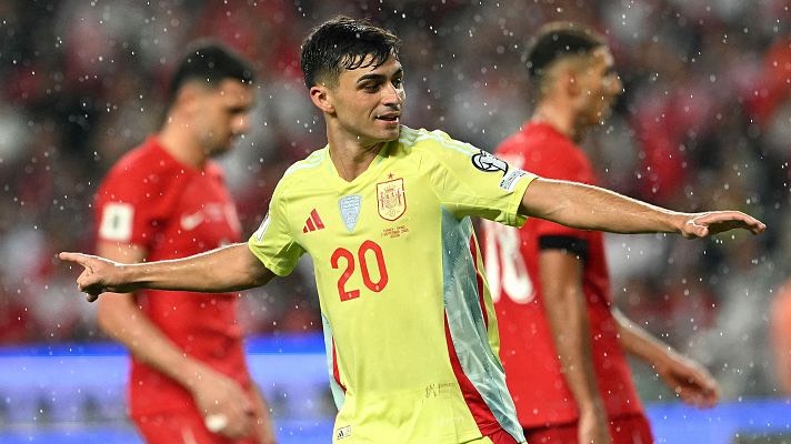 pedri tỏa sáng với hai bàn thắng Pedri ghi bàn cho Tây Ban Nha