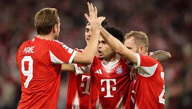 Harry Kane và các cầu thủ Bayern thi đấu thăng hoa