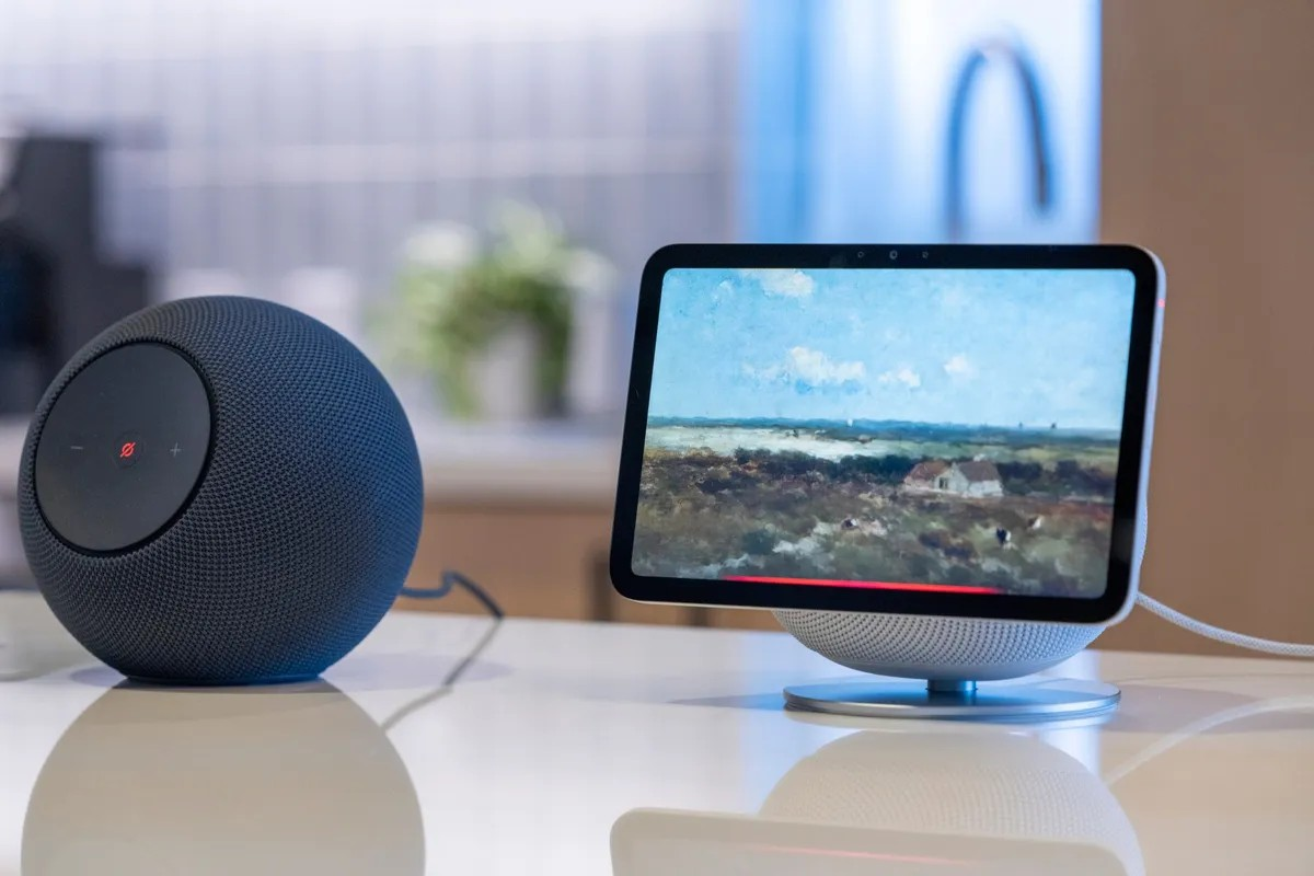 Apple thiết kế thiết bị thông minh mới tương tự Amazon Echo