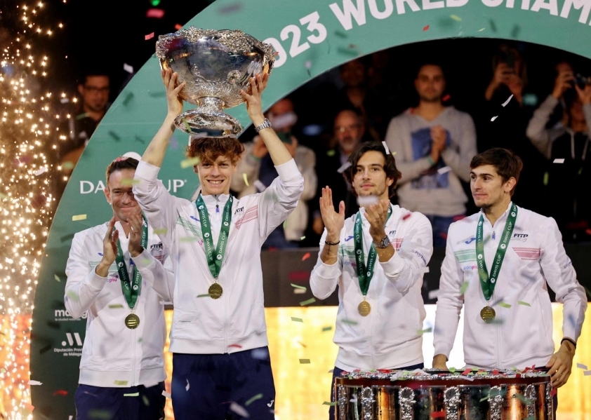 Jannik Sinner thi đấu tại Davis Cup
