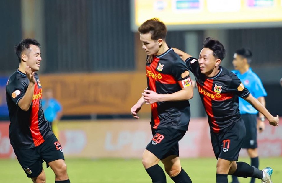 Screenshot 2025-10-31 104259 Screenshot trận đấu Ninh Bình