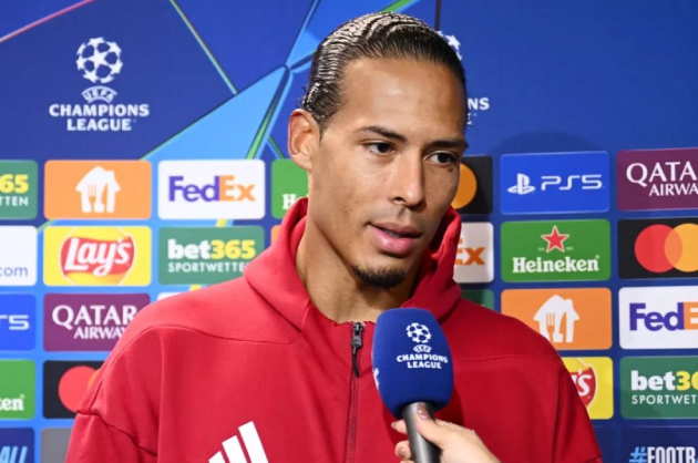 Van Dijk nhóm họp toàn đội Liverpool để vực dậy tinh thần