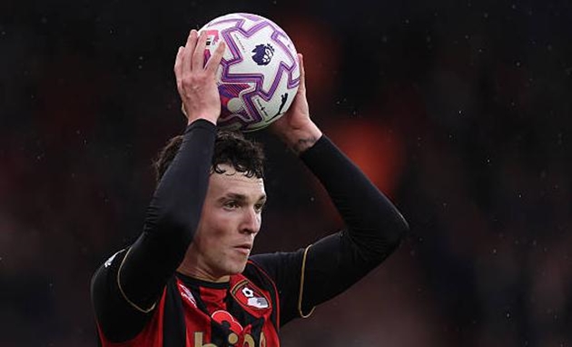 Bournemouth quyết tâm mua đứt Alex Jimenez từ AC Milan. Alex Jimenez chuẩn bị ký hợp đồng với Bournemouth