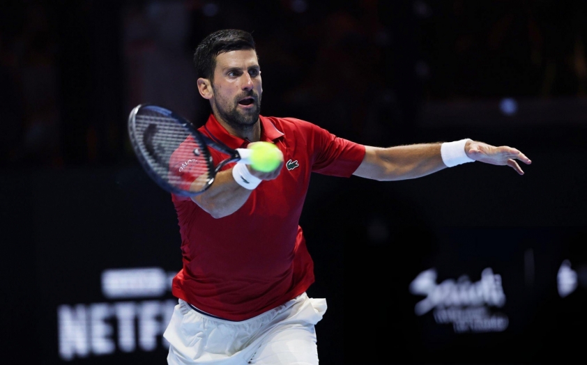 Djokovic không thể hoàn thành trận đấu tại Six Kings Slam 2025