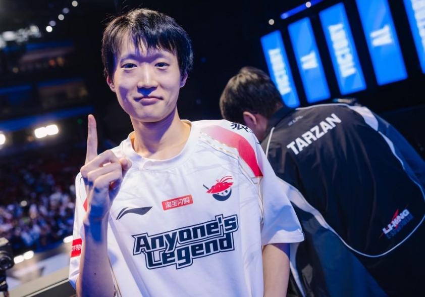 Chiến thắng nghẹt thở, T1 vượt qua AL để bước vào Bán kết CKTG 2025 732240 Faker trong trận đấu với AL