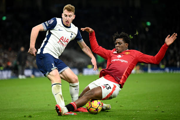 Man Utd và Tottenham chuẩn bị đối đầu trên TTCN.