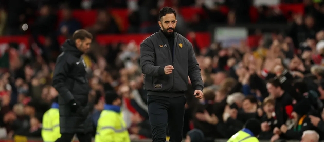Ruben Amorim đang cải thiện Man United. Ruben Amorim đang cải thiện Man United.