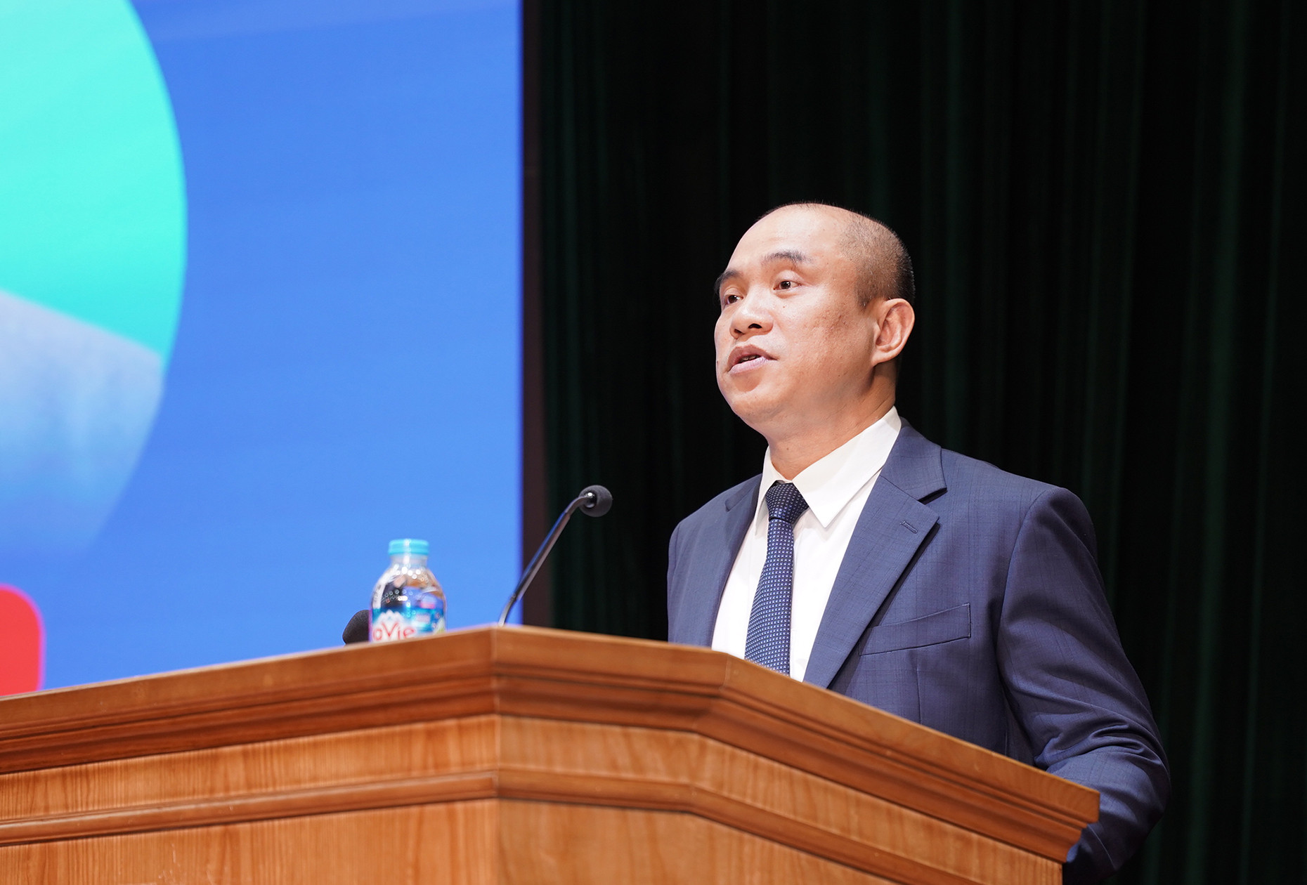 Đại tá Hà Văn Bắc tại buổi họp báo