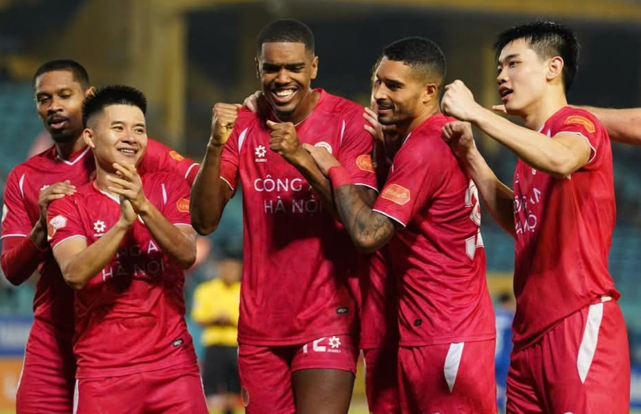 CAHN giành chiến thắng khá nhọc nhằn