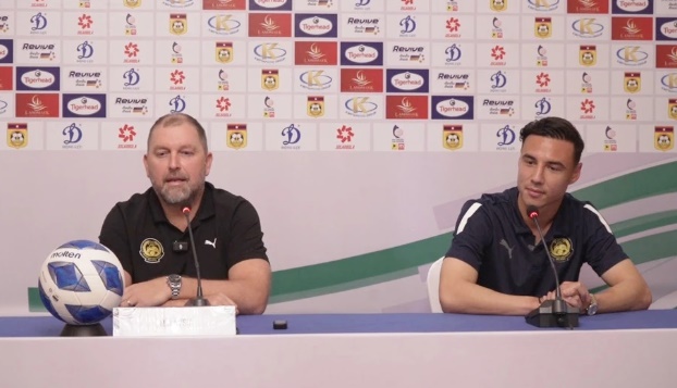 HLV Malaysia muốn dành toàn bộ tập trung cho cuộc chạm trán Lào. HLV Malaysia muốn dành toàn bộ tập trung cho cuộc chạm trán Lào.