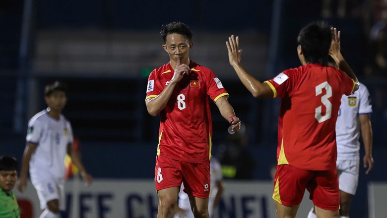 ĐT Việt Nam rớt 2 bậc xuống vị trí thứ 115 thế giới ĐT Việt Nam rớt 2 bậc xuống vị trí thứ 115 thế giới - Ảnh: VFF