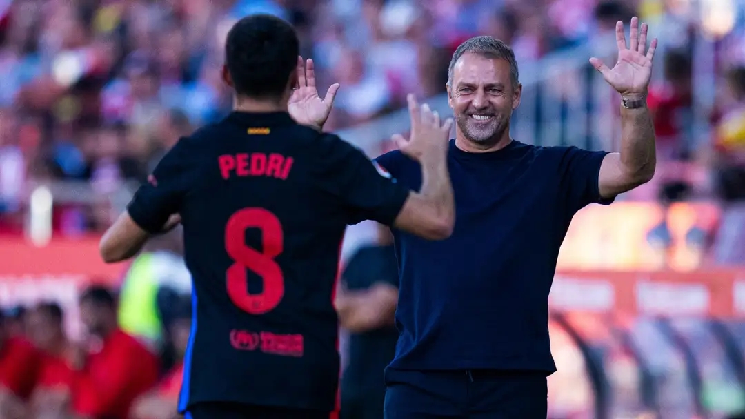 Pedri 03 HLV Hansi Flick đau đầu tìm người thay thế Pedri