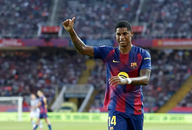 Marcus Rashford thi đấu nổi bật tại Barcelona