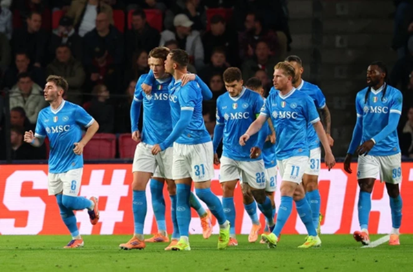McTominay thi đấu nỗ lực dù Napoli nhận thất bại
