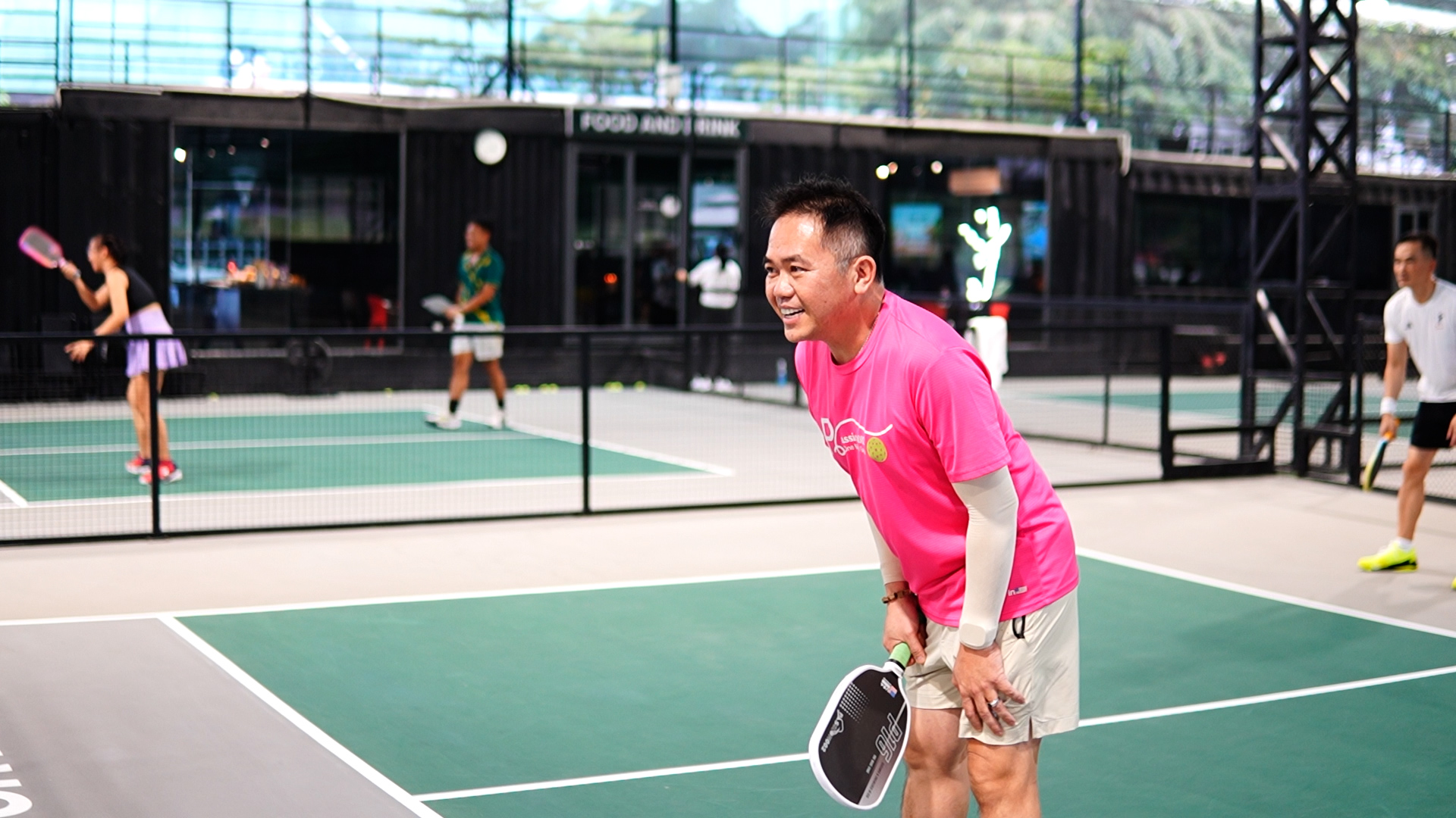 Tay vợt Tony Hoàng, diễn viên Chi Bảo góp mặt ở giải pickleball đặc biệt- Ảnh 2. Anh Tony Hoàng, nhà tài trợ chính của giải