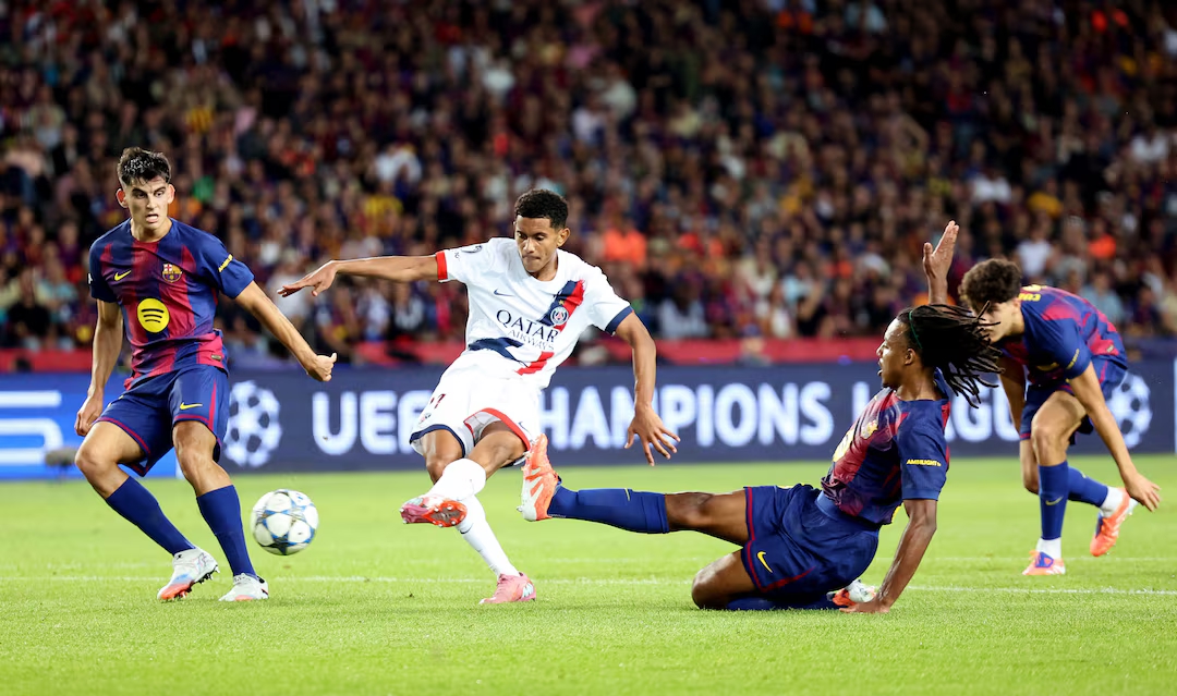 PSG áp đảo Barcelona