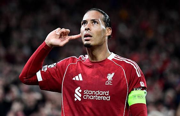 Virgil van Dijk chơi ấn tượng