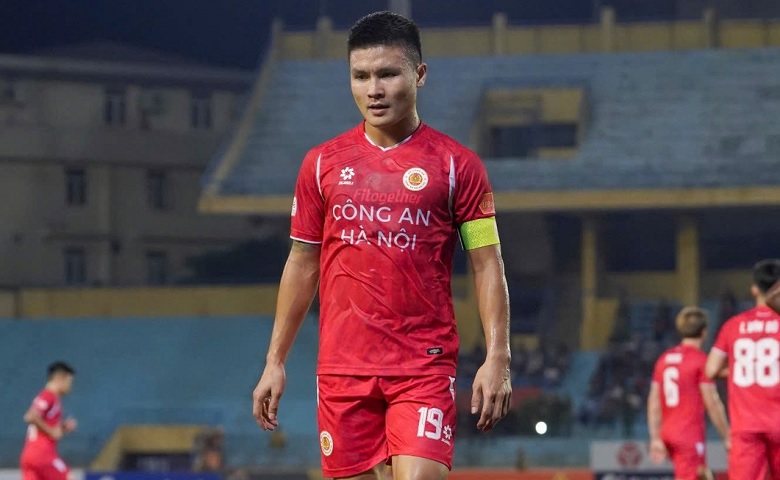Quang Hải dính chấn thương trong trận gặp Hải Phòng ở vòng 6 V.League Quang Hải 2 lần dính chấn thương trong 2 tuần qua