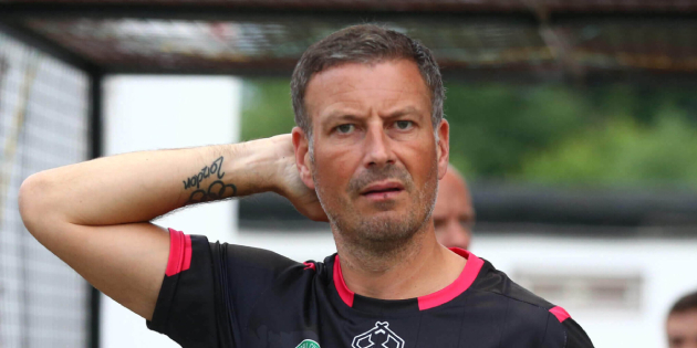 Mark Clattenburg phân tích tình huống việt vị trong trận Liverpool gặp Atletico