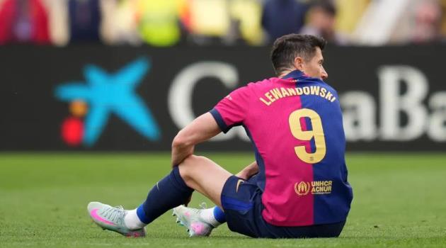 AC Milan nhắm mua Lewandowski