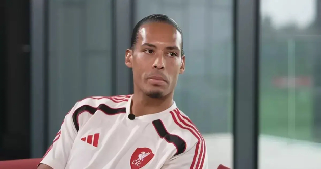 Van Dijk sau trận thua MU
