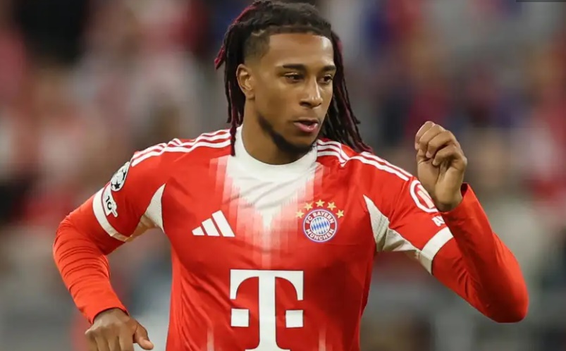 Olise chơi bóng cho Bayern Munich