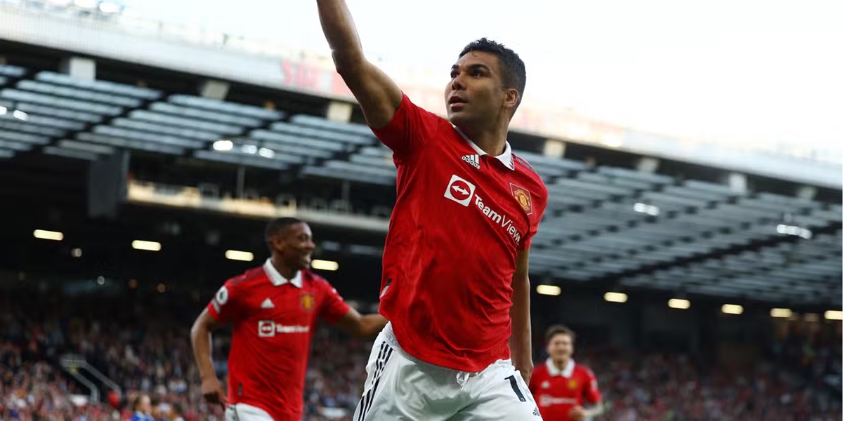 Casemiro thi đấu thăng hoa
