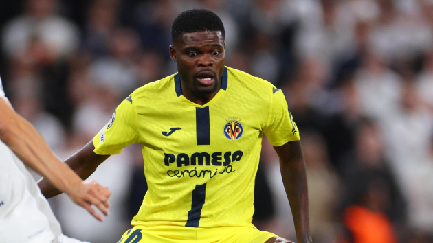 Cổ động viên Tottenham la ó Thomas Partey