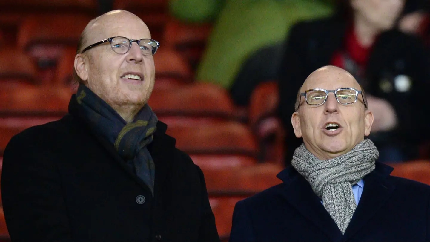 Gia đình Glazer vẫn nắm giữ quyền lực tại Man United