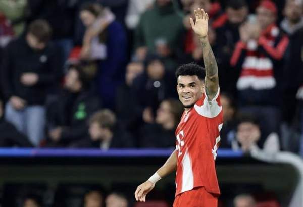 Luis Diaz tỏa sáng cùng Bayern Munich