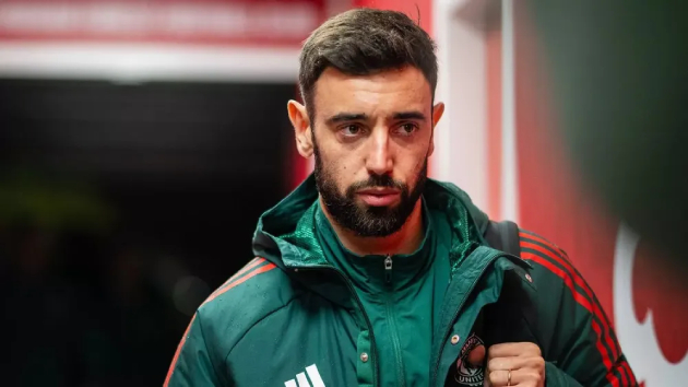 Bruno Fernandes thi đấu cho MU Bruno Fernandes trong màu áo MU