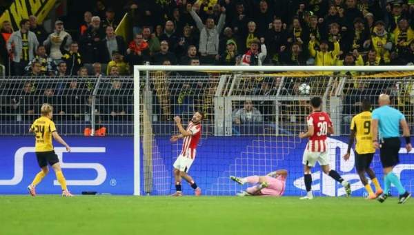 Daniel Svensson tung cú sút chính xác mở tỷ số