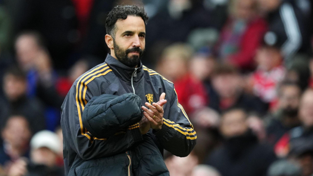 Amorim vẫn kiên định với sơ đồ 3-4-3 HLV Ruben Amorim trong buổi họp báo