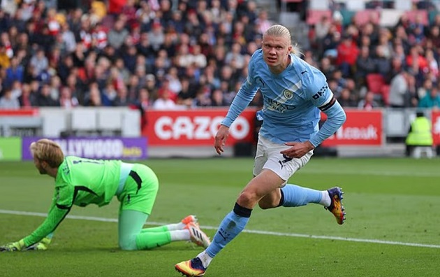 Haaland tiếp tục thể hiện duyên ghi bàn trước Brentford Haaland ghi bàn cho Man City