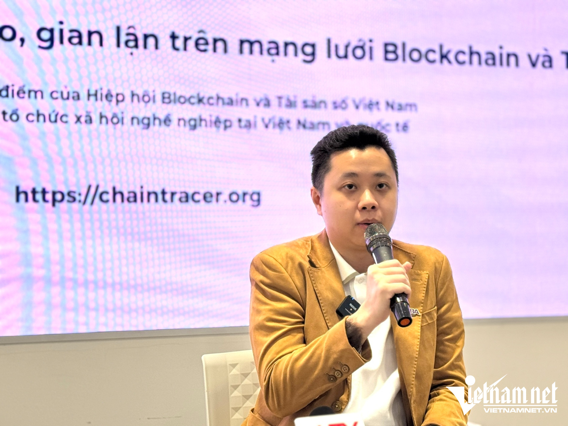 Ông Trần Huyền Dinh - Chủ nhiệm dự án ChainTracer