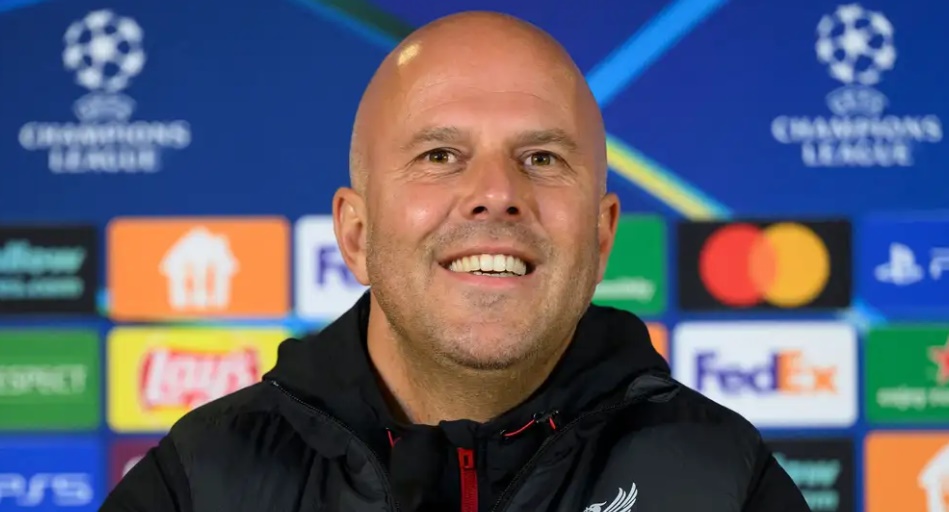 Slot đã giành chức vô địch ngay trong mùa đầu dẫn dắt Liverpool. Slot đã giành chức vô địch ngay trong mùa đầu dẫn dắt Liverpool.