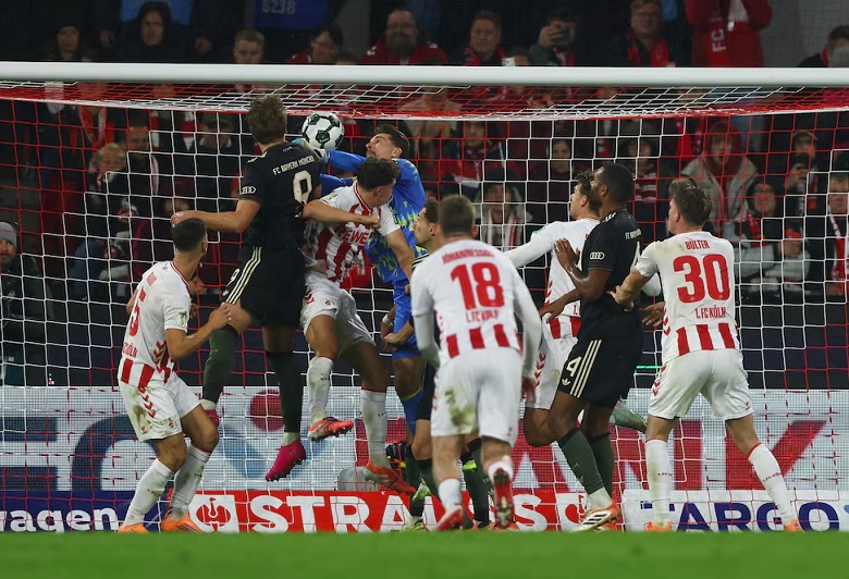 Bayern Munich viết lại lịch sử bóng đá châu Âu sau chiến thắng thứ 14 liên tiếp - Ảnh 1