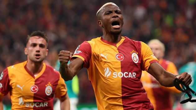 Galatasaray ăn mừng chiến thắng trước Liverpool Galatasaray ăn mừng chiến thắng trước Liverpool