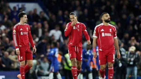 Liverpool thua trận thứ ba liên tiếp