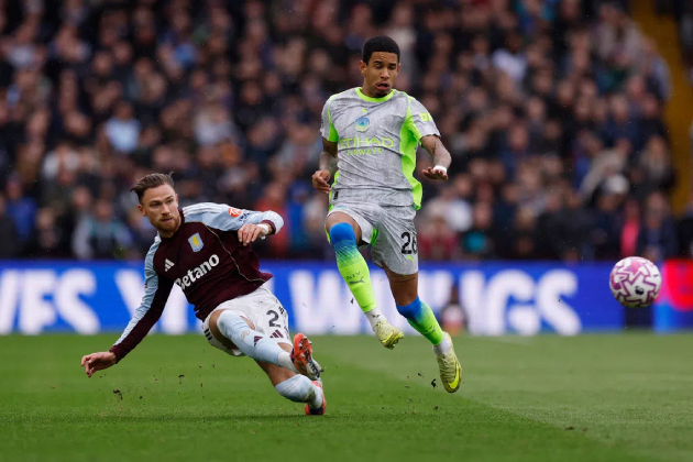 Savinho chơi tệ trong trận gặp Aston Villa 1 (36)