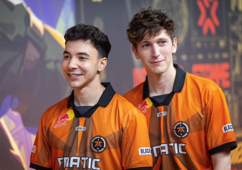 FNATIC đánh bại DRX tiến vào chung kết