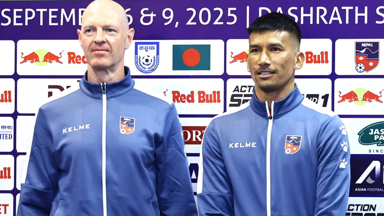 HLV tuyển Nepal: Chúng tôi đến Việt Nam không phải để trở về tay trắng - Ảnh 1 HLV Ross muốn các học trò mang về nhà một điều gì đó sau 2 trận gặp Việt Nam