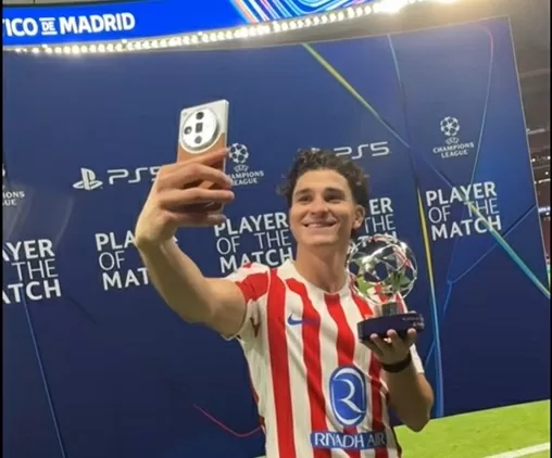 Julian Alvarez tiếp đà thăng hoa, Atletico Madrid đại thắng Frankfurt