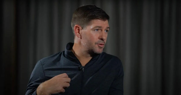 Steven Gerrard khen ngợi Paul Scholes