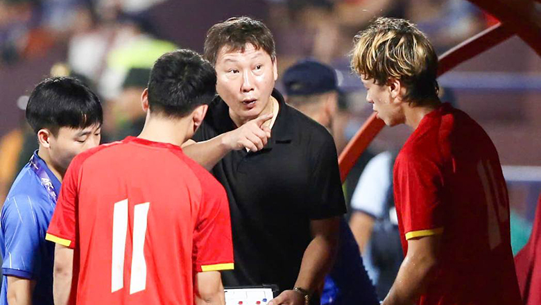 Bảng xếp hạng FIFA tháng 9/2025 Bảng xếp hạng FIFA tháng 9/2025: Đội nào đứng đầu, Việt Nam hạng mấy - Ảnh 1